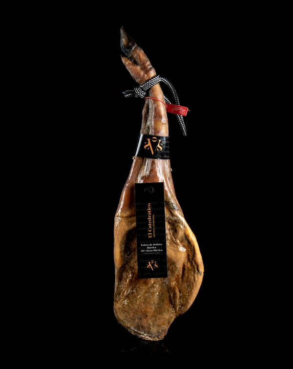 50% Iberian Breed Acorn-Fed Iberian Shoulder Ham